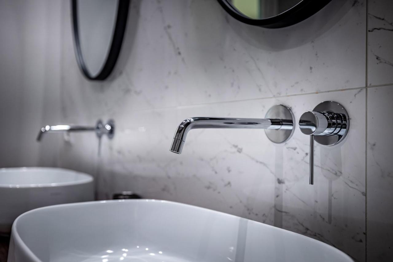 Hs4U Ricasoli Luxury Apartment Near Duomo N. 3 Флоренция Екстериор снимка