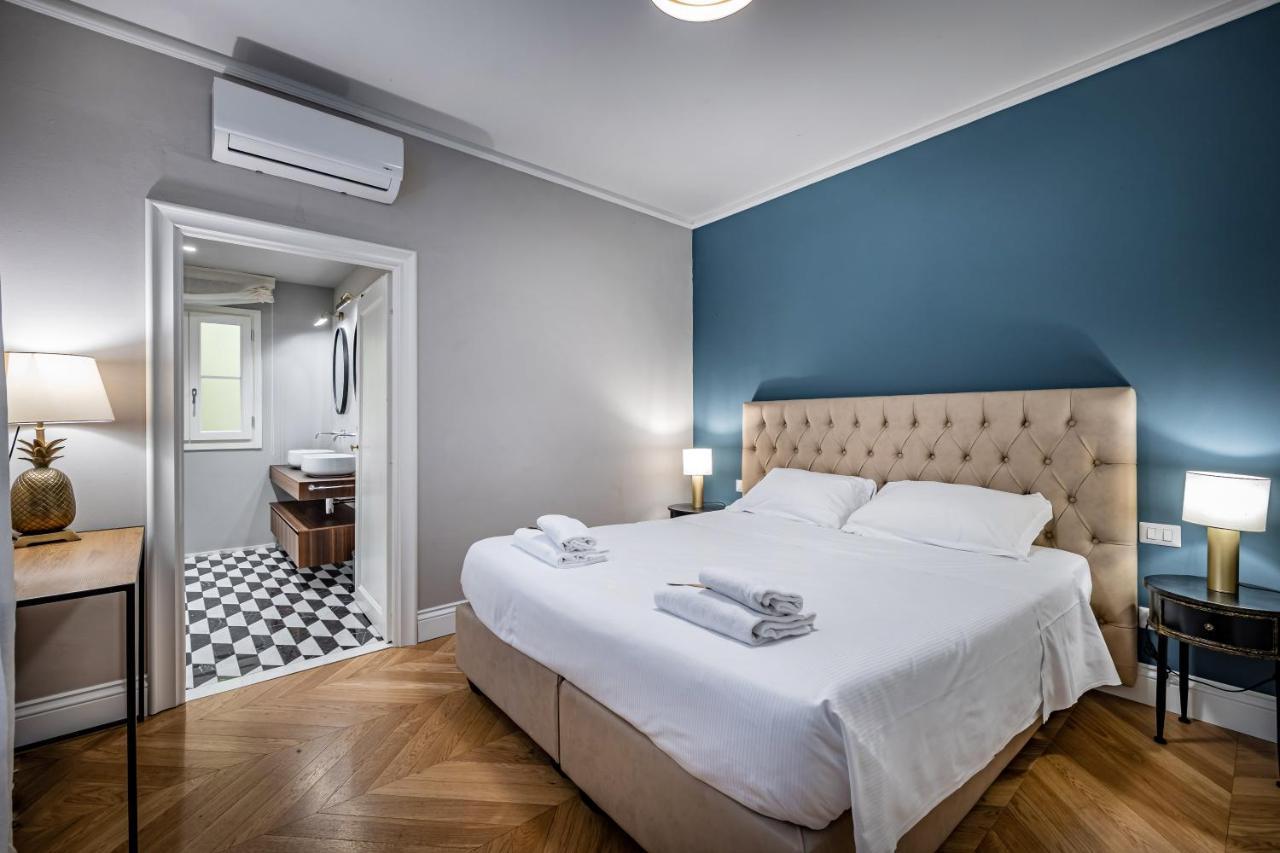 Hs4U Ricasoli Luxury Apartment Near Duomo N. 3 Флоренция Екстериор снимка