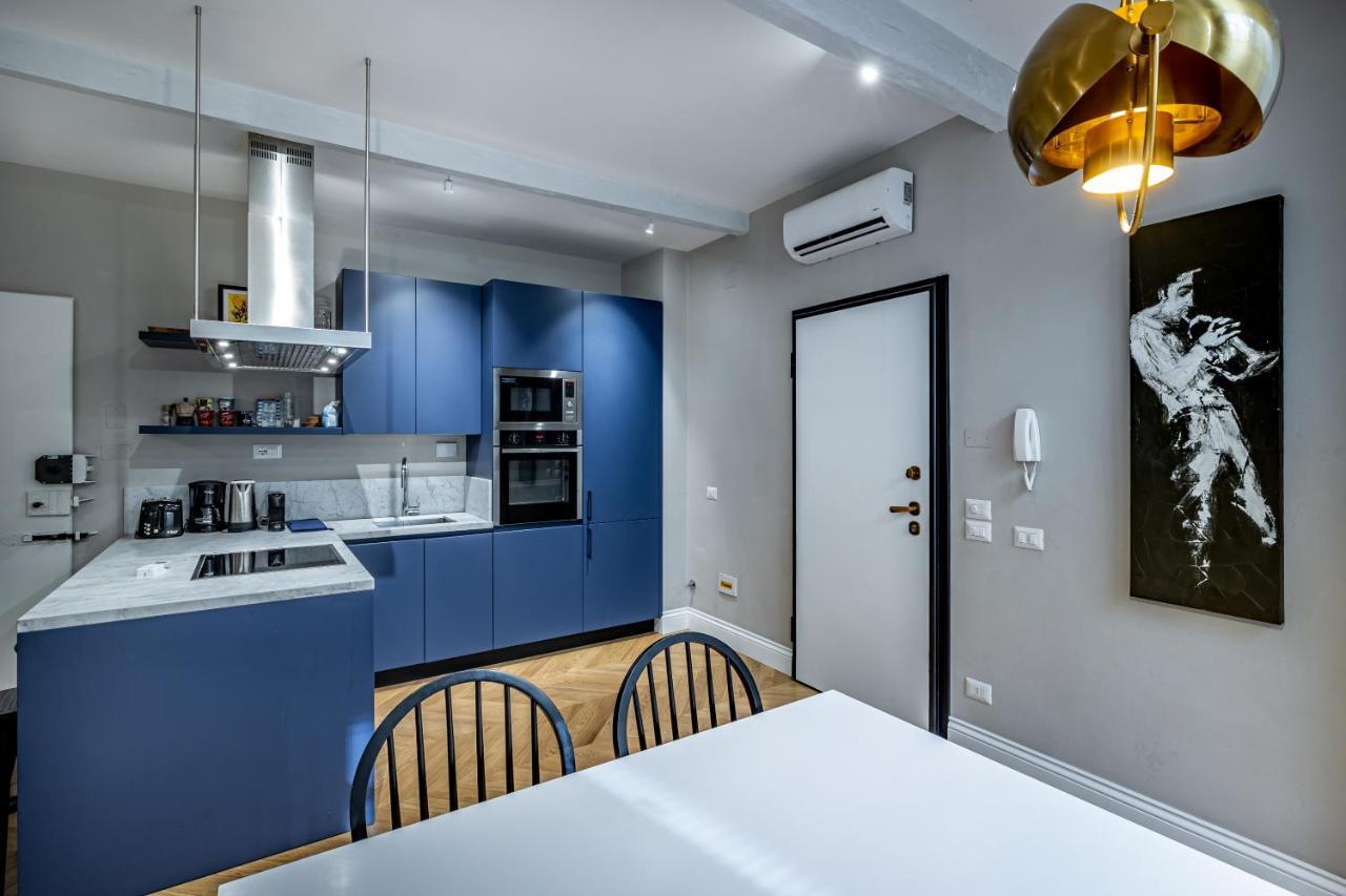 Hs4U Ricasoli Luxury Apartment Near Duomo N. 3 Флоренция Екстериор снимка
